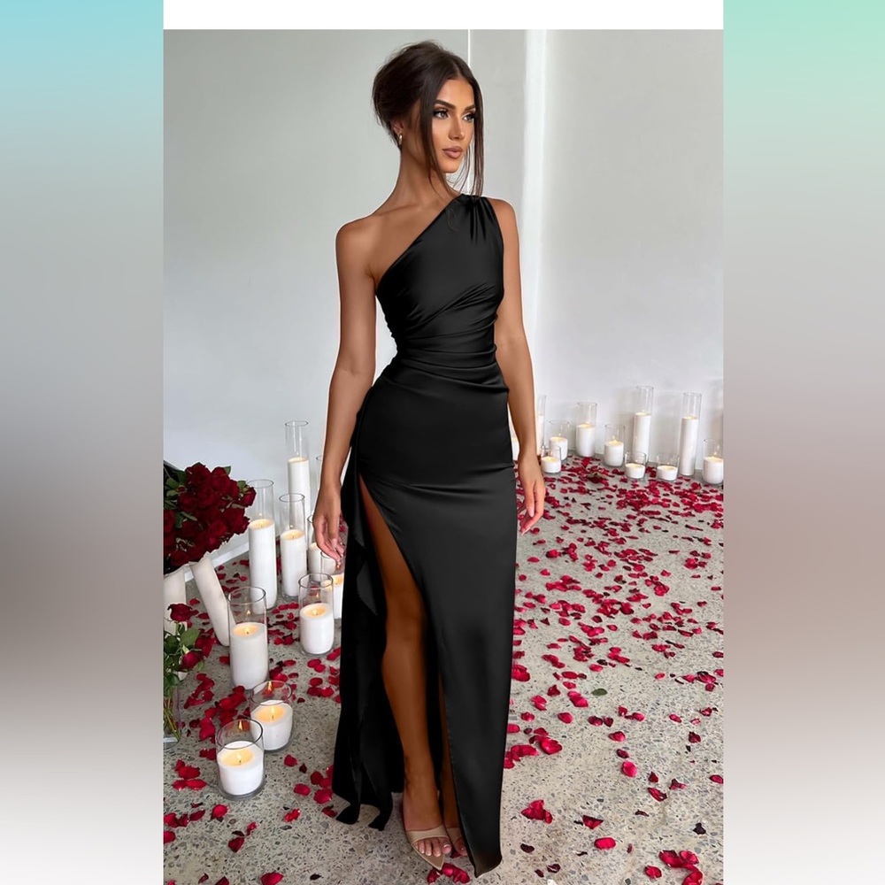 Sexy and elegant side slit maxi dress